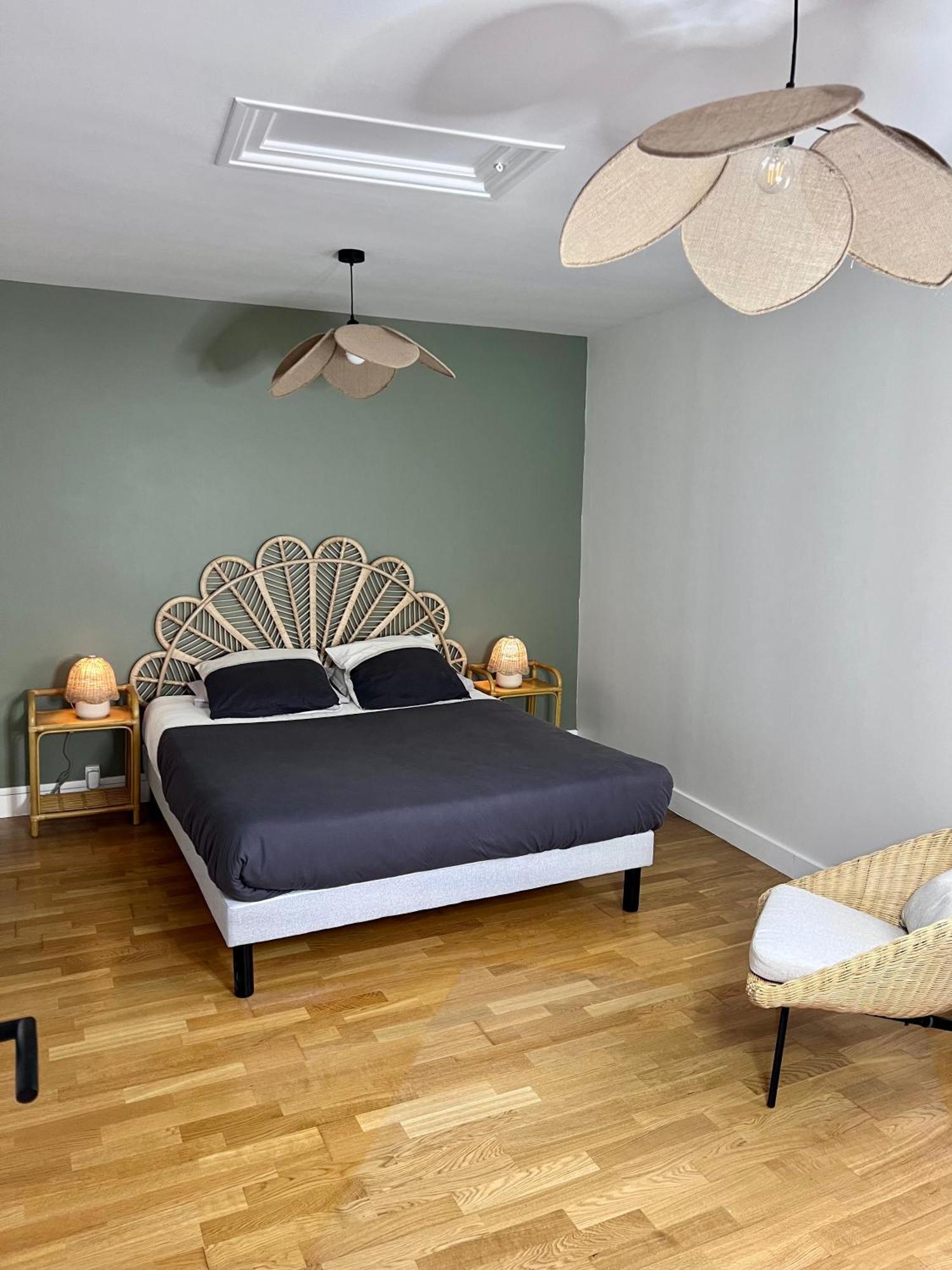 Grand Appartement Ultra Moderne Plein Centre, Plage A Pieds, Avec Parking Concarneau Eksteriør bilde