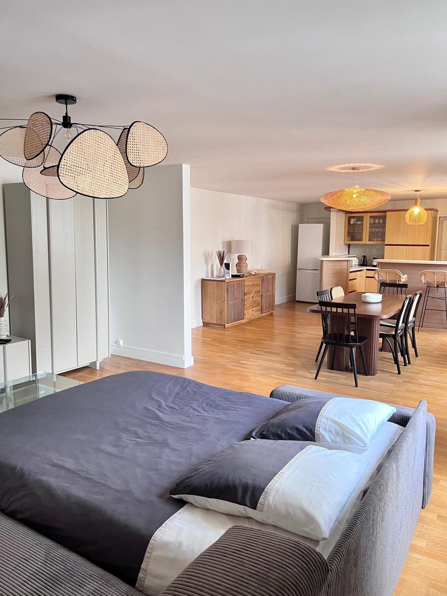 Grand Appartement Ultra Moderne Plein Centre, Plage A Pieds, Avec Parking Concarneau Eksteriør bilde