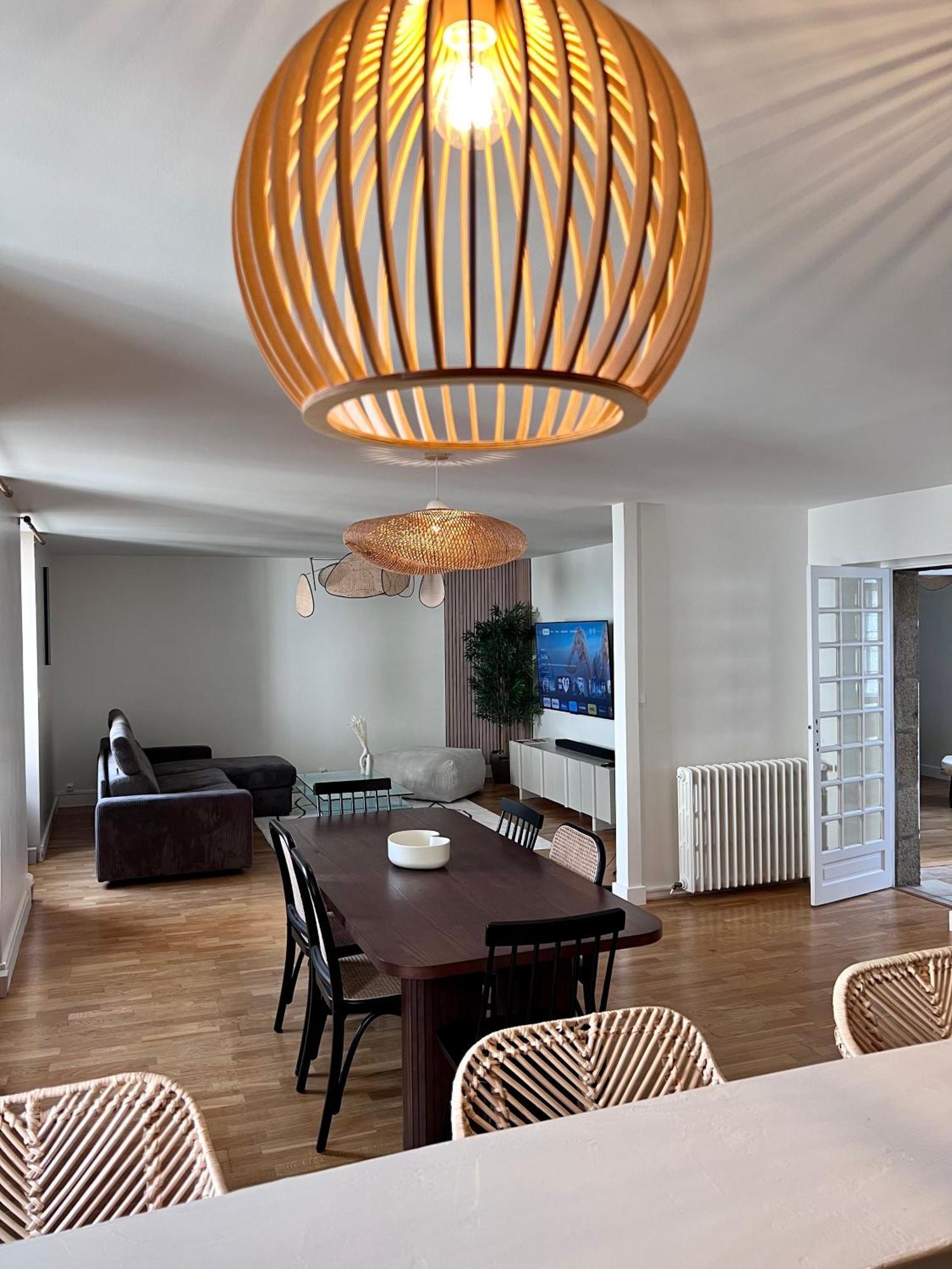 Grand Appartement Ultra Moderne Plein Centre, Plage A Pieds, Avec Parking Concarneau Eksteriør bilde